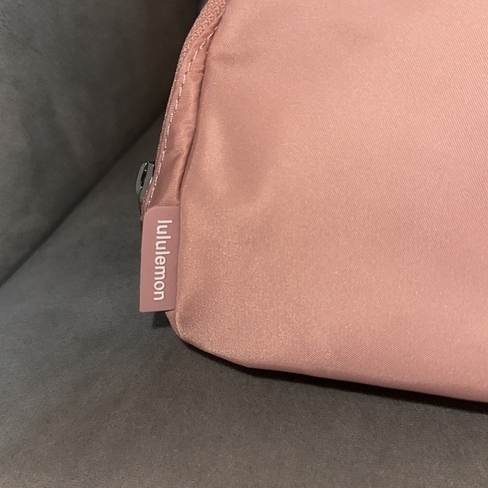 Lululemon Pink Pastel Everywhere Belt Bag 1L - SOLD OUT ON WEBSITE - Picture 14 of 14
